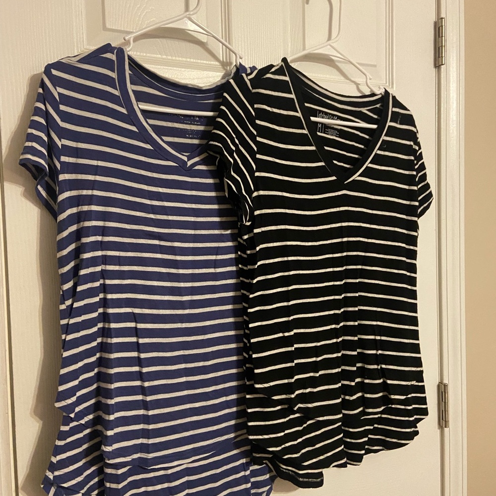 Latched Mama tee